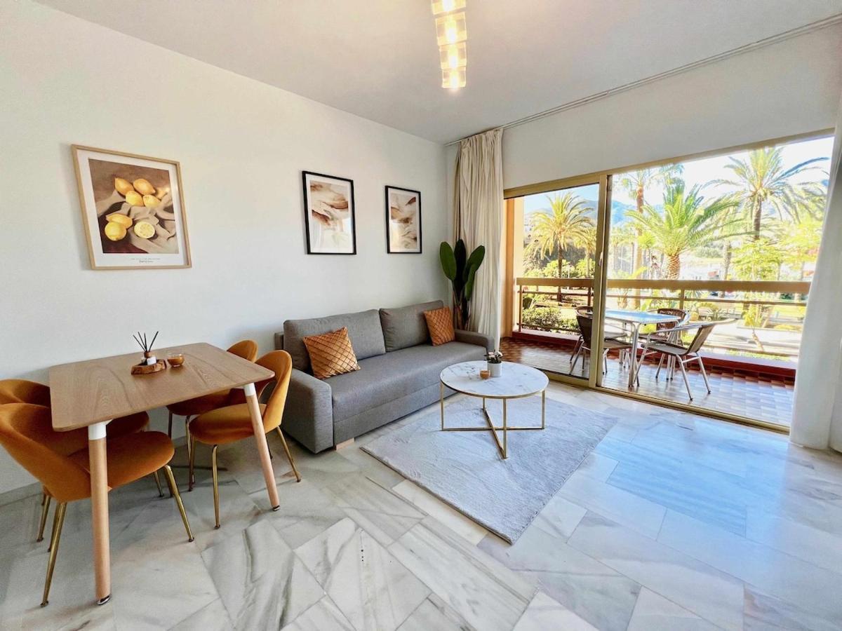 797 Holiday Rentals- Apartamento En Hotel Sunset Frente Al Mar Benalmádena Extérieur photo