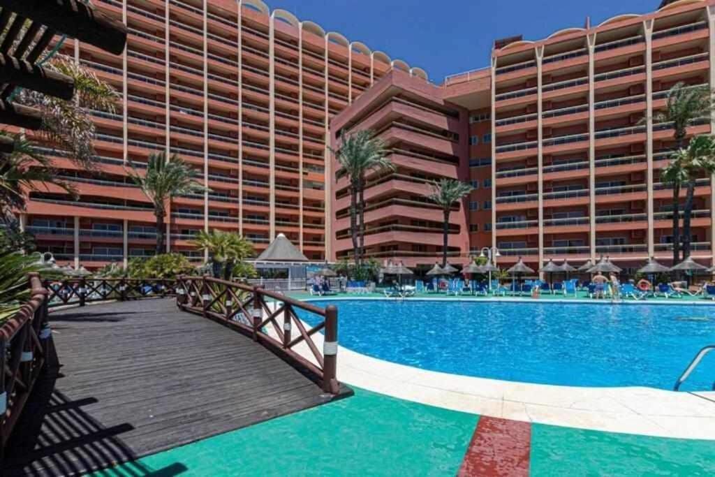 797 Holiday Rentals- Apartamento En Hotel Sunset Frente Al Mar Benalmádena Extérieur photo