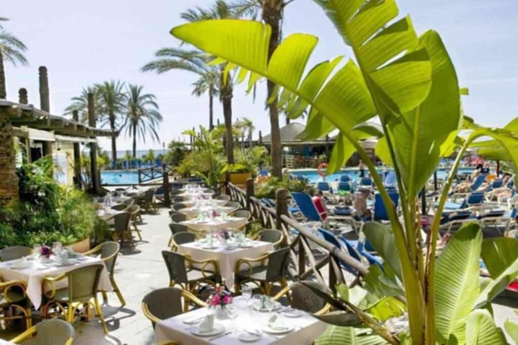 797 Holiday Rentals- Apartamento En Hotel Sunset Frente Al Mar Benalmádena Extérieur photo